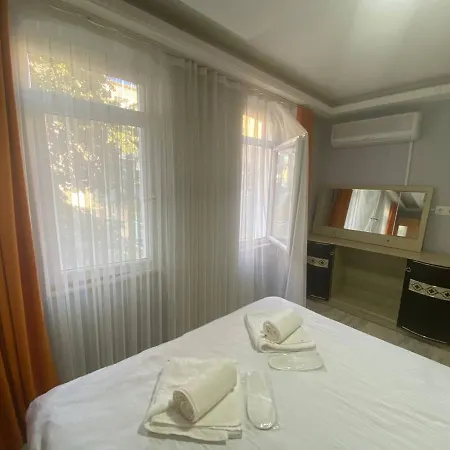 Aparthotel Aura Apart Hotel&suites