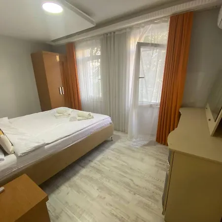 Aura Apart Hotel&suites
